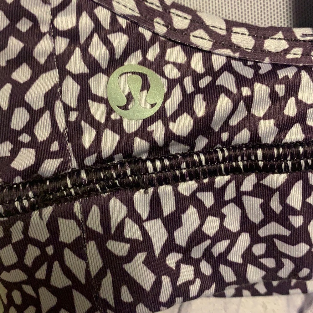 Lululemon tank and bra combo